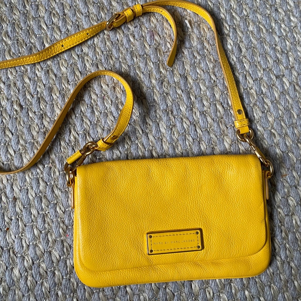 Marc Jacobs leather crossbody purse